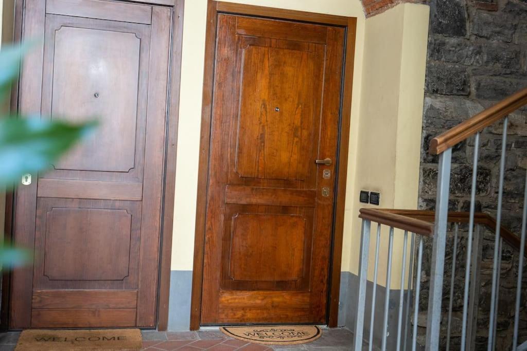 Alloggio Del 1400 Nel Cuore Del Centro Storico A 2 Min Dal Porto E Con 2 Bici Gratuite Como Eksteriør bilde