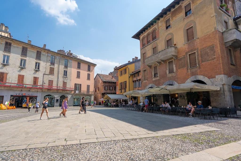 Alloggio Del 1400 Nel Cuore Del Centro Storico A 2 Min Dal Porto E Con 2 Bici Gratuite Como Eksteriør bilde