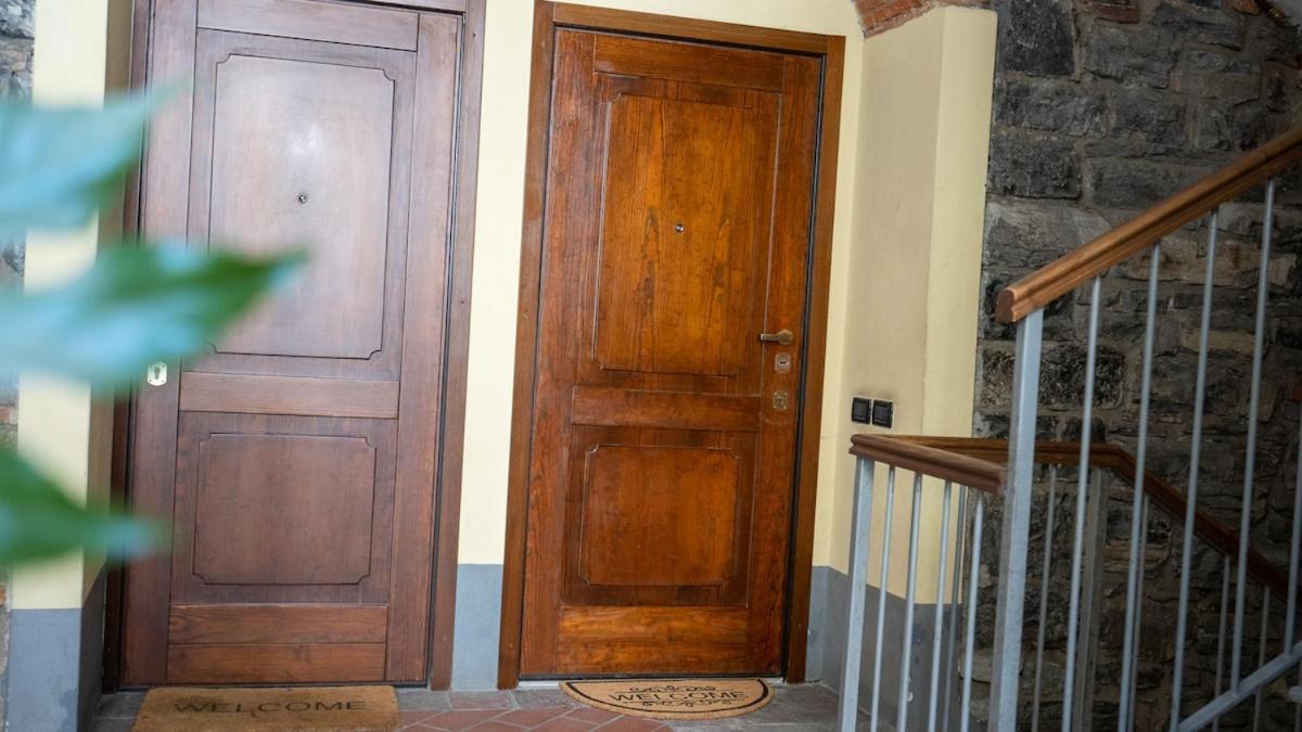 Alloggio Del 1400 Nel Cuore Del Centro Storico A 2 Min Dal Porto E Con 2 Bici Gratuite Como Eksteriør bilde